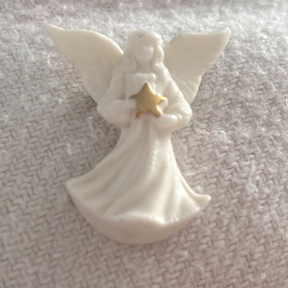 Lenox Angel Brooch